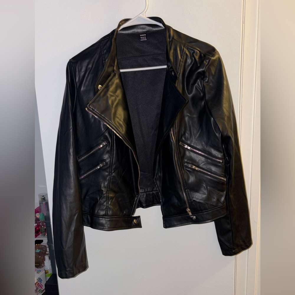 Women's Black Jacket
